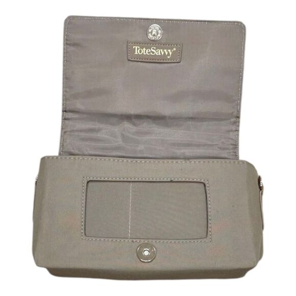 Tote Savvy Beige Compact Baby Diaper Crossbody Bag Change Kit - Picture 3 of 5